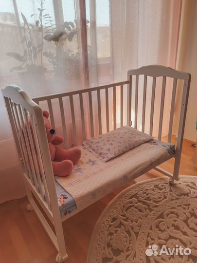 Детская кроватка