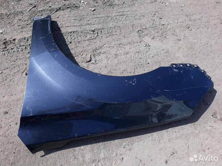 Крыло переднее на Subaru Legacy B14 BM/BR