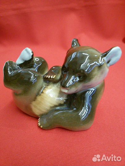Статуэтка «Медвежонок лежачий»