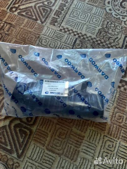 Патрубок дроссельной заслонки шевроле ланос,авео