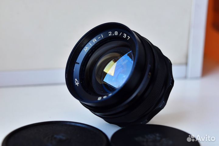 Мир-1 37mm f/2.8 Grand Prix Brussels ширик М42