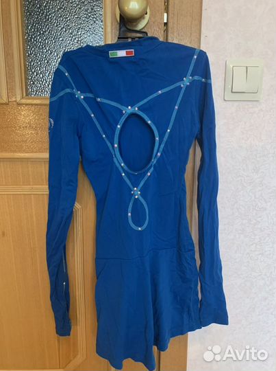 Плать спортивное для фигурного катания