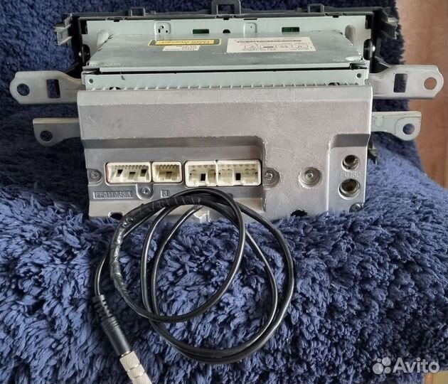 Штатная магнитолана на Toyota