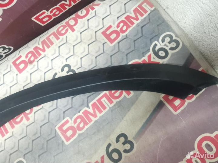 Накладка крыла Toyota Fortuner GGN155 2015 задн. л