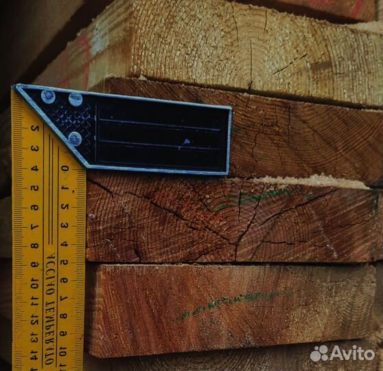 Доставка досок из лиственницы 100x100 мм