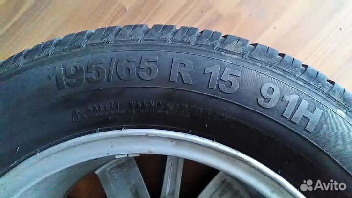 Литые диски Lion r15 с резиной Continental