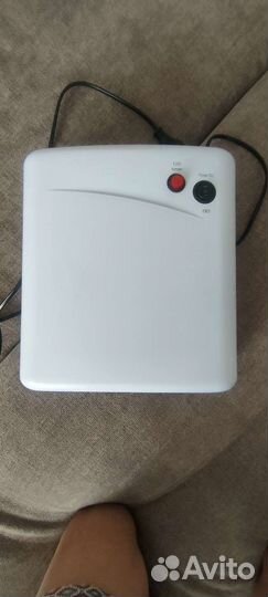 Лампа для сушки ногтей