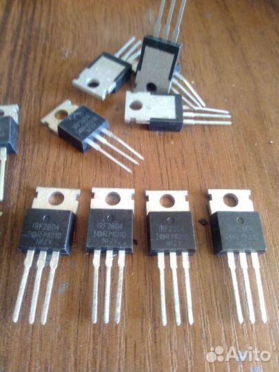 Семистор IRF 2804