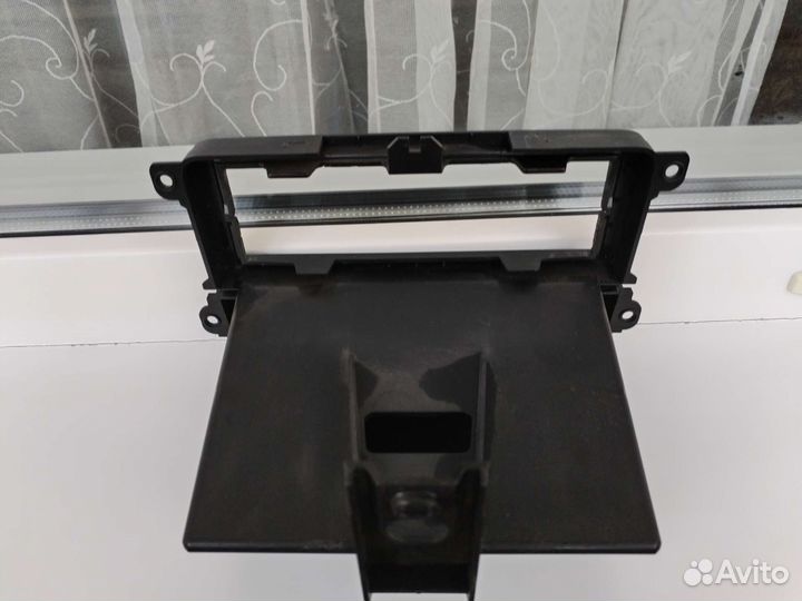 Рамка для магнитолы volkswagen polo