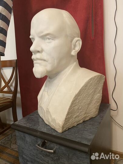 Бюст Ленина мрамор большой