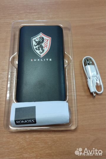 Внешний аккумулятор (пауэр банк) Romoss Domino 4