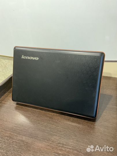 Lenovo Y550