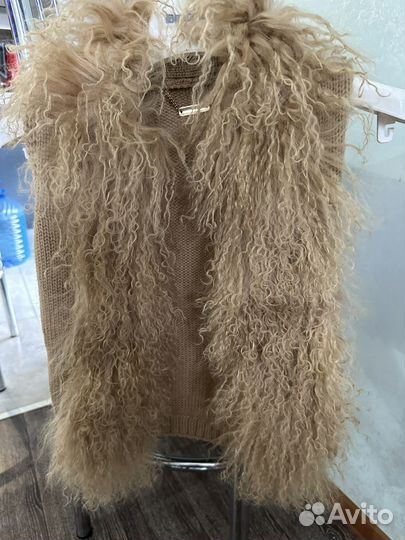 Жилетка вязаная для девочки