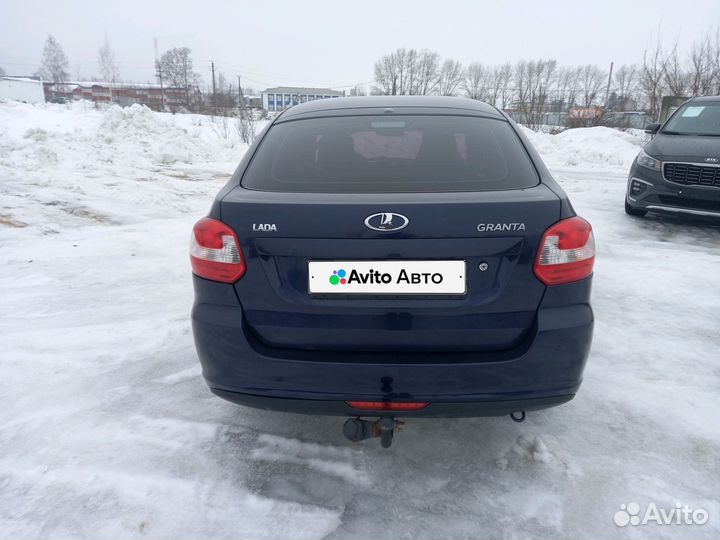 LADA Granta 1.6 МТ, 2016, 90 300 км