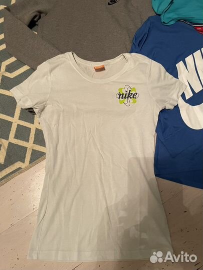 Спортианая одежда nike