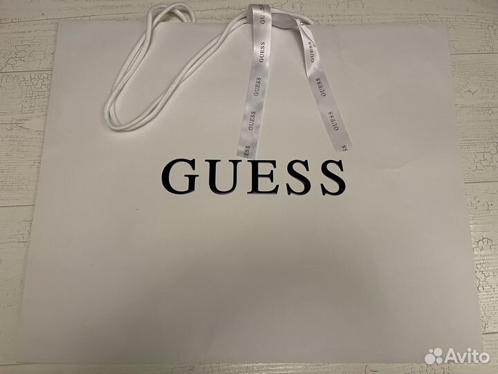 Новые Брендовые /подарочные пакеты Guess
