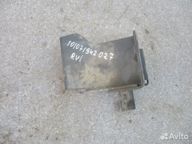 Кронштейн сепаратора renault 7482058621