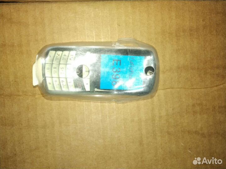 Чехлы для старых ретро телефонов