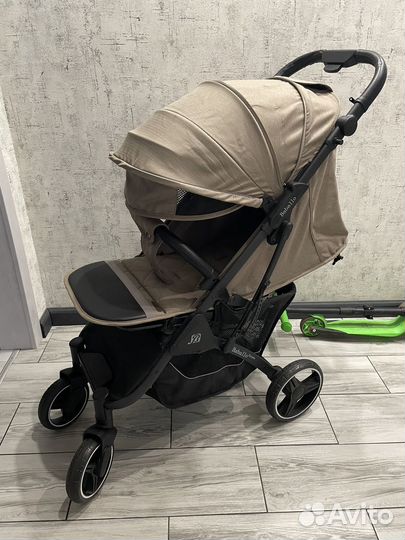 Коляска прогулочная Babalo future 2023