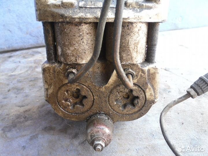 Блок ABS (насос) Audi 100 (44) 1991-1994