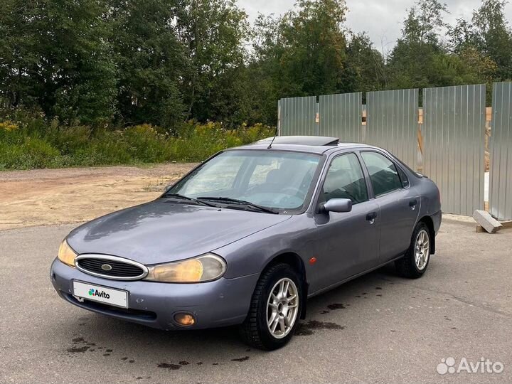 Ford Mondeo 1.8 МТ, 1998, 334 000 км