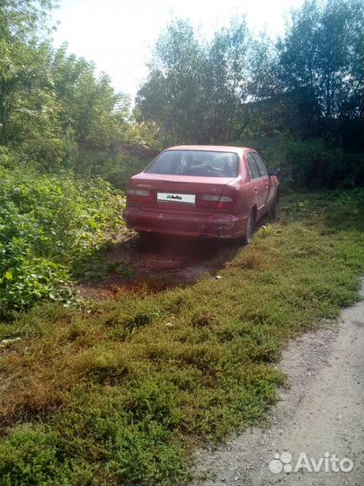 Nissan Almera 1.4 МТ, 1998, 258 693 км