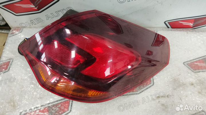 Фонарь задний правый Опель Астра J