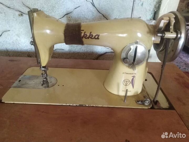 Швейная машина Финляндия ножная