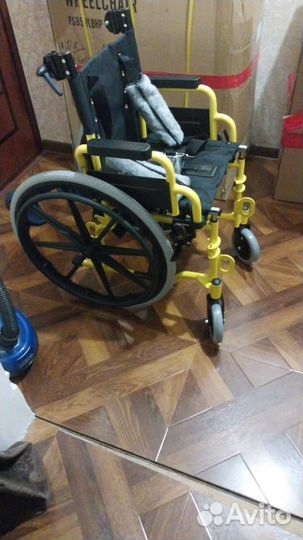 Коляска инвалидная новая