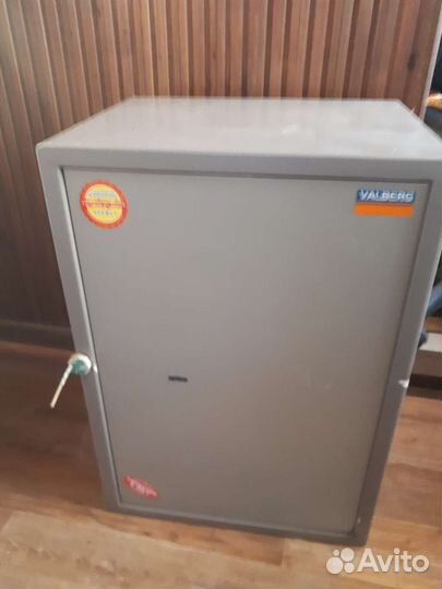 Сейф металлический бу