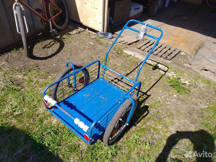 Велоприцеп Пчёлка