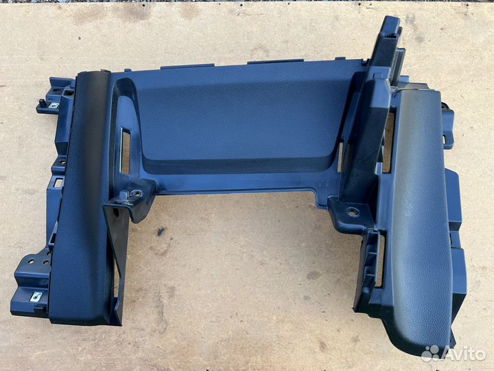 Накладка центральной консоли kia sportage 4