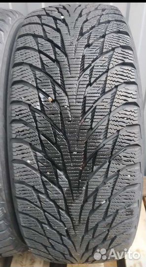Nokian Tyres Hakkapeliitta R2 215/55 R17