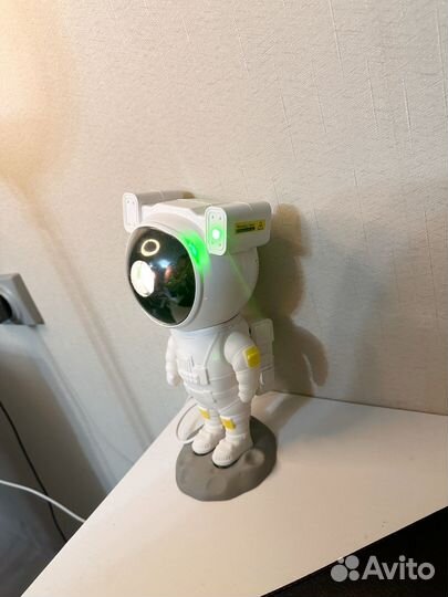 Космонавт ночник проектор звездного неба