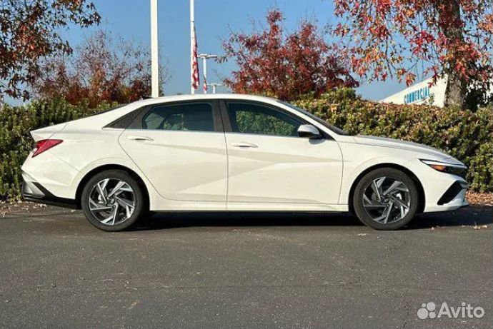 Hyundai Elantra 2.0 AT, 2025, 1 км