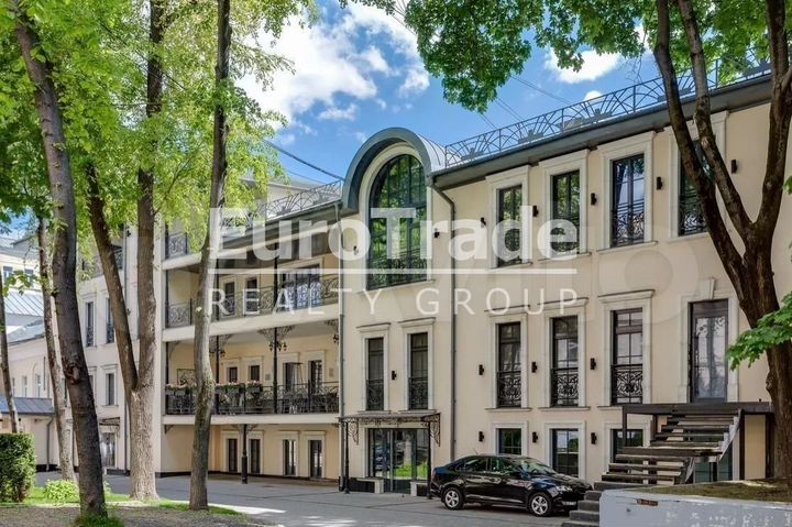 Продам торговое помещение, 347 м²