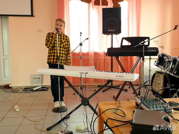 Педагог по вокалу