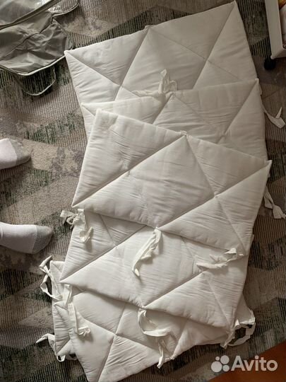 Бортики на детскую кроватку