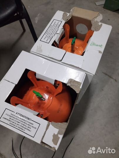 Пустые баллоны от фреона