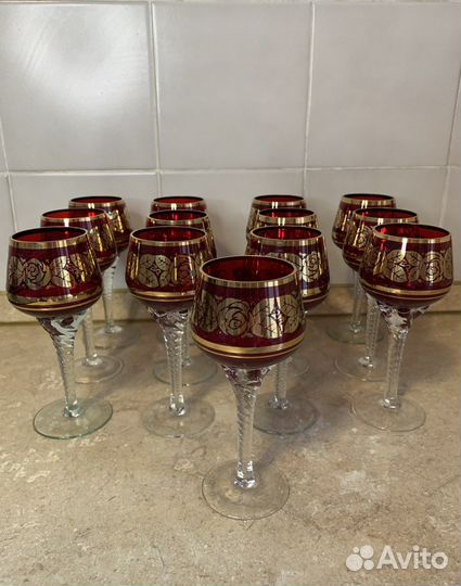 Фужеры богемия красное стекло