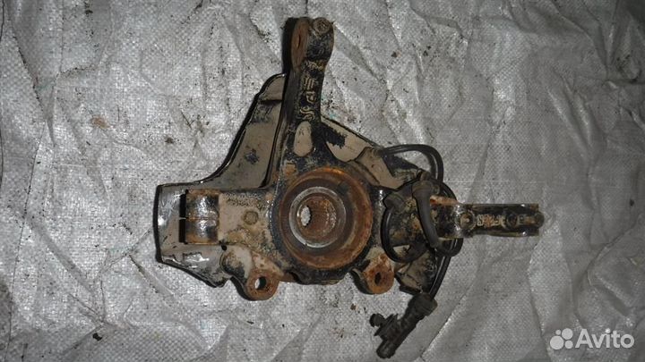 Кулак поворотный передний левый Fiat Grande Punto