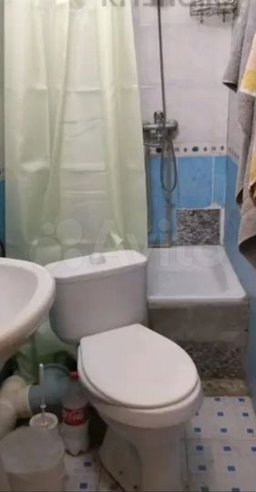 Комната 10,5 м² в 2-к., 1/9 эт.