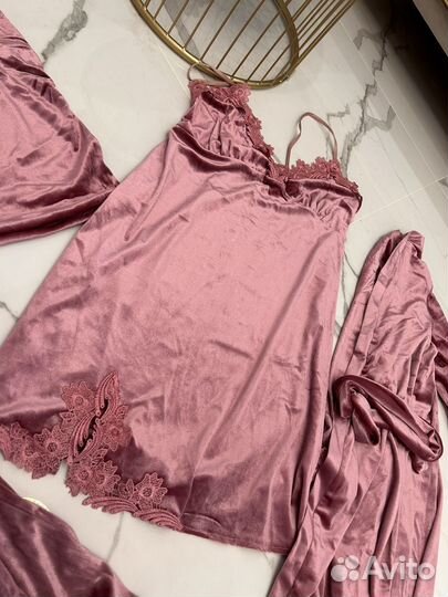 Халат и сорочка четверка