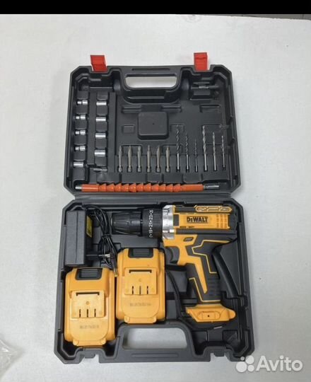 Шуруповерт DeWalt 21V