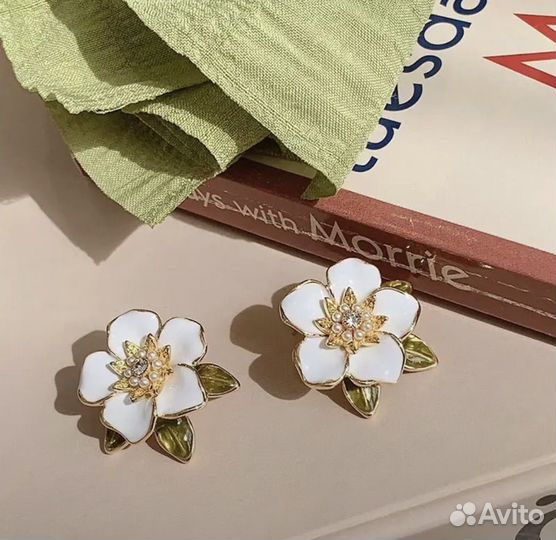 Серьги цветы эмаль