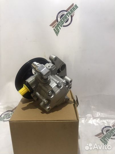 Насос Гур Mercedes ML w164 GL x164 R w251