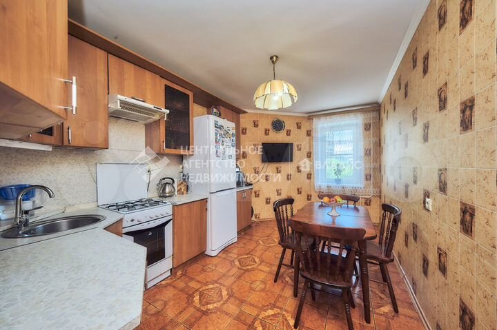 2-к. квартира, 72,4 м², 5/10 эт.