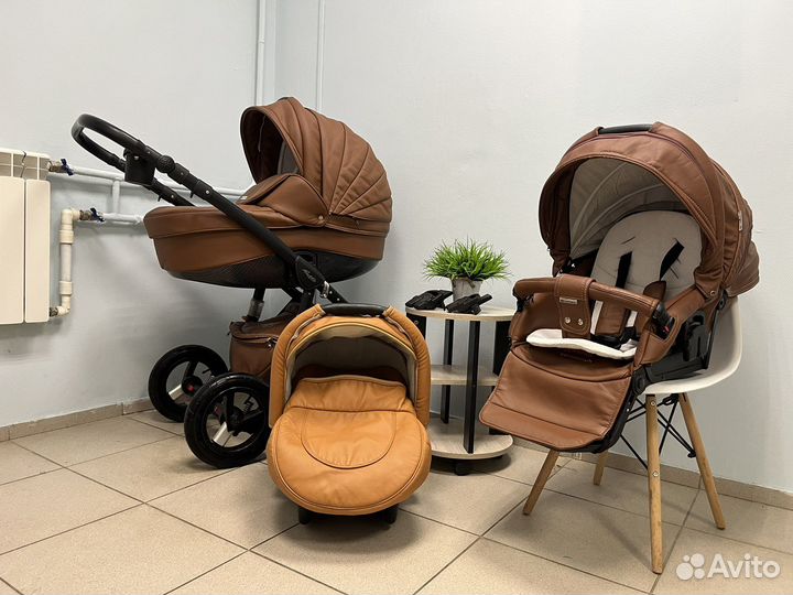 Коляска 3 в 1