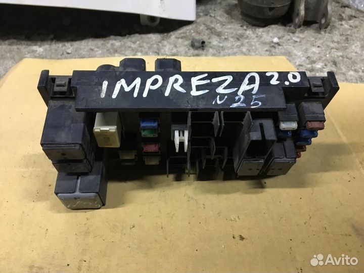 Блок предохранителей subaru impreza G12 (07-12)