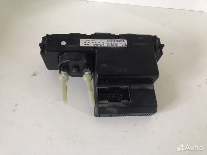 Блок управления печкой mercedes C класс W 202